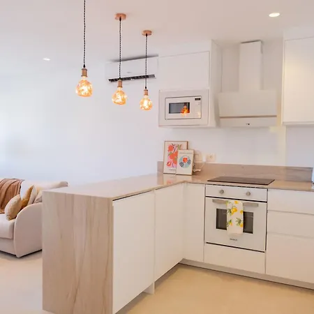 Ac152 - Renovated Modern 1 Bed With Pool * Μαρμπέλλα