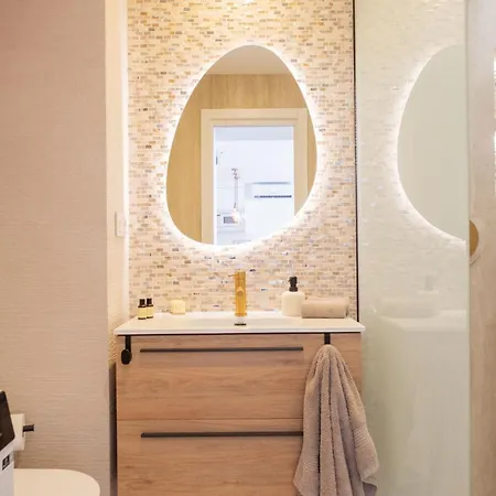 Ac152 - Renovated Modern 1 Bed With Pool Διαμέρισμα